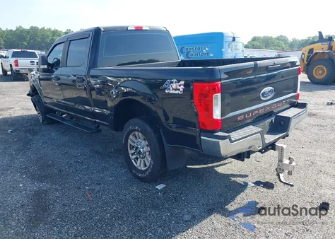 2019 Ford F250 Xl из США, поврежденный, VIN 1FT7W2B60KEE72277